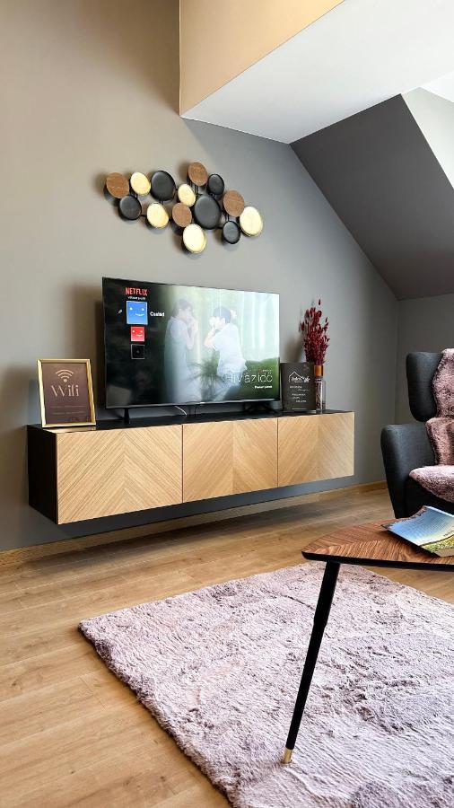 Linden Apartman 107 Glamour (Adults Only) Mosonmagyaróvár Eksteriør billede