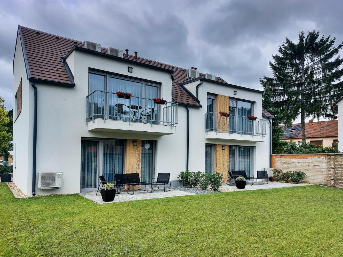 Linden Apartman 107 Glamour (Adults Only) Mosonmagyaróvár Eksteriør billede