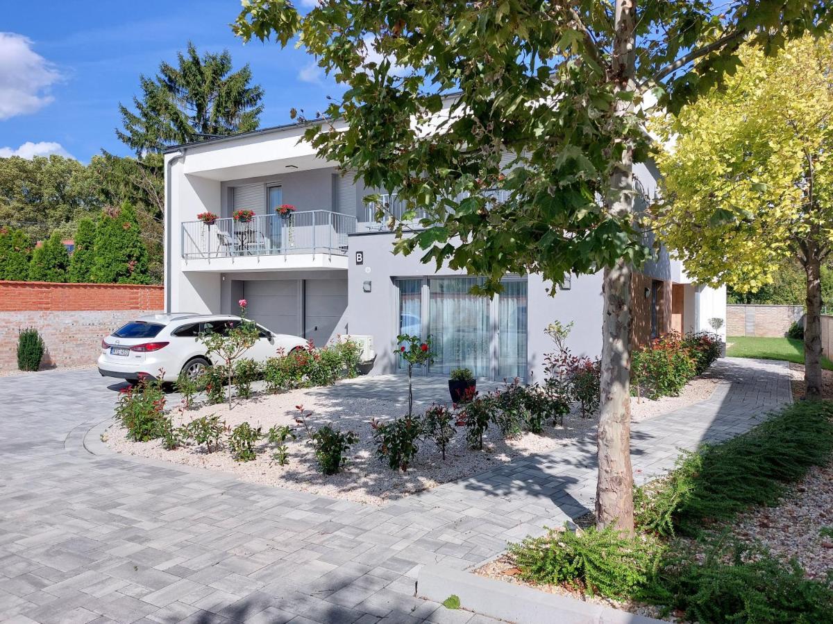 Linden Apartman 107 Glamour (Adults Only) Mosonmagyaróvár Eksteriør billede